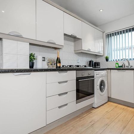 City Centre Townhouse - 3 Bedrooms - Garage - Parking - Top Rated Birmingham Esterno foto