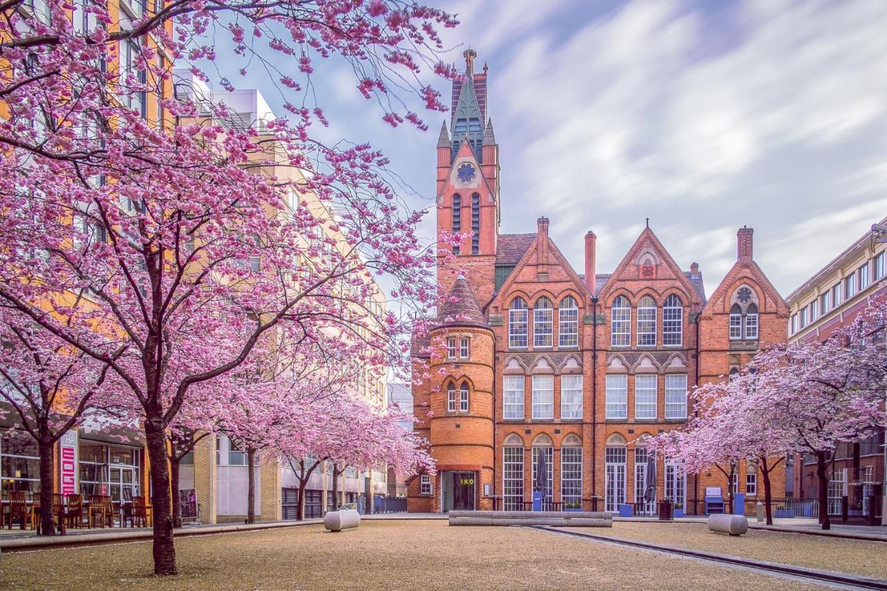 City Centre Townhouse - 3 Bedrooms - Garage - Parking - Top Rated Birmingham Esterno foto