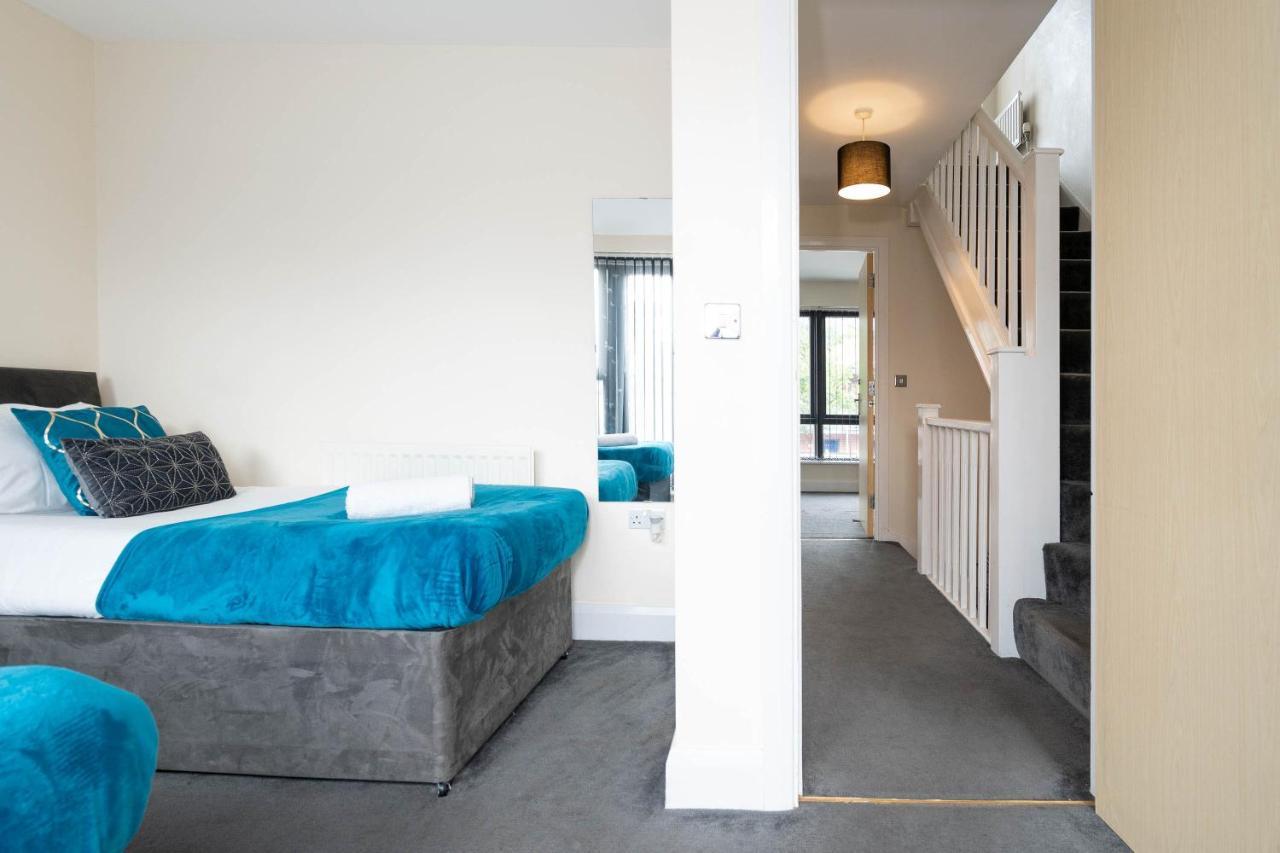 City Centre Townhouse - 3 Bedrooms - Garage - Parking - Top Rated Birmingham Esterno foto