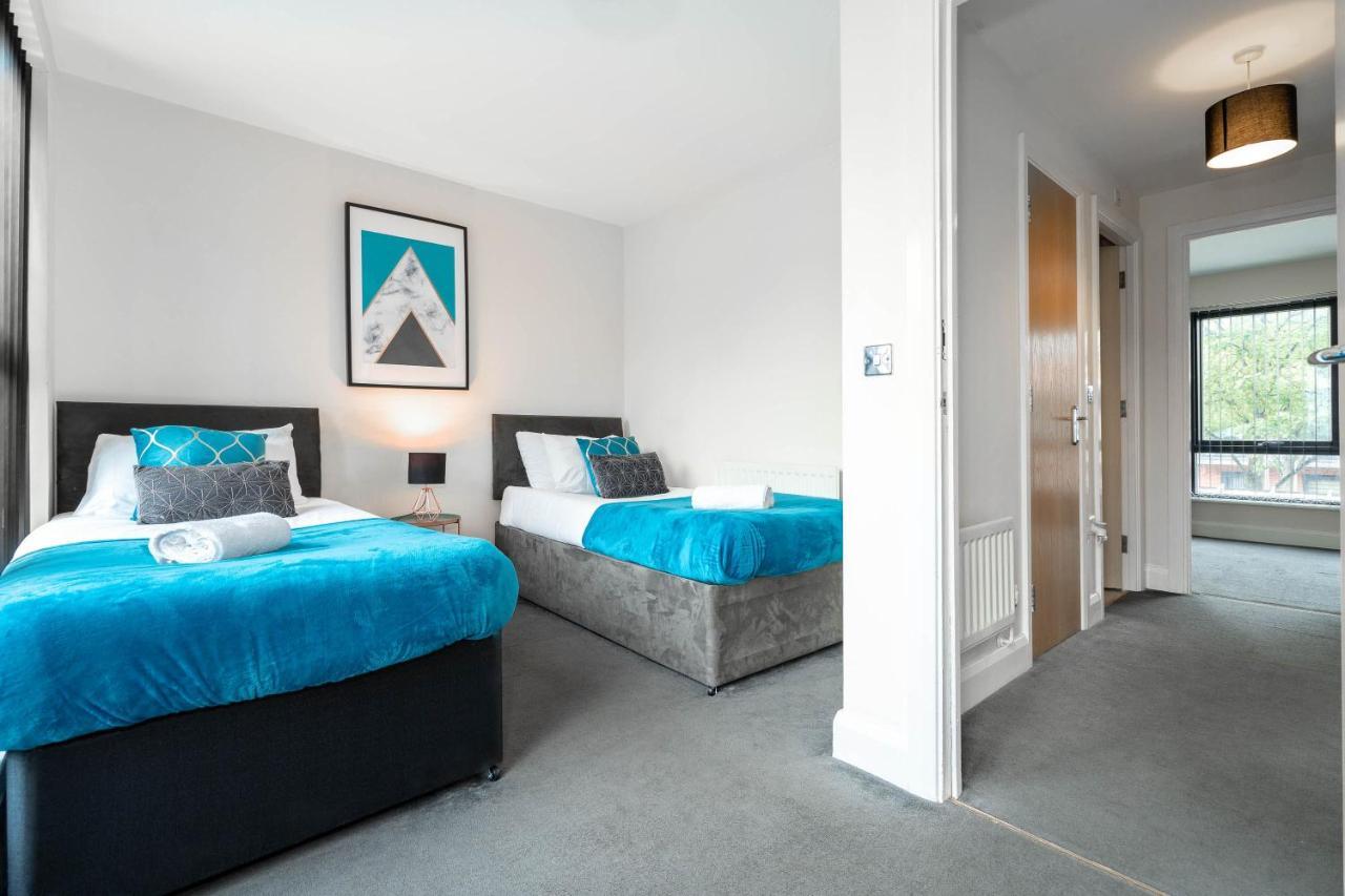City Centre Townhouse - 3 Bedrooms - Garage - Parking - Top Rated Birmingham Esterno foto
