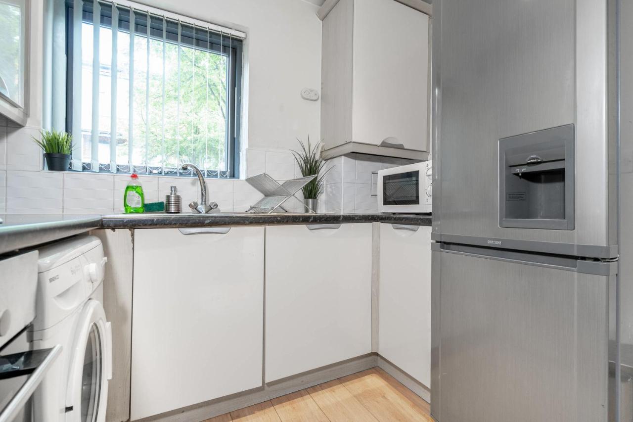 City Centre Townhouse - 3 Bedrooms - Garage - Parking - Top Rated Birmingham Esterno foto