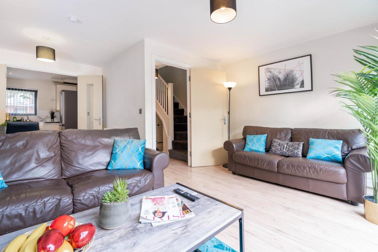 City Centre Townhouse - 3 Bedrooms - Garage - Parking - Top Rated Birmingham Esterno foto
